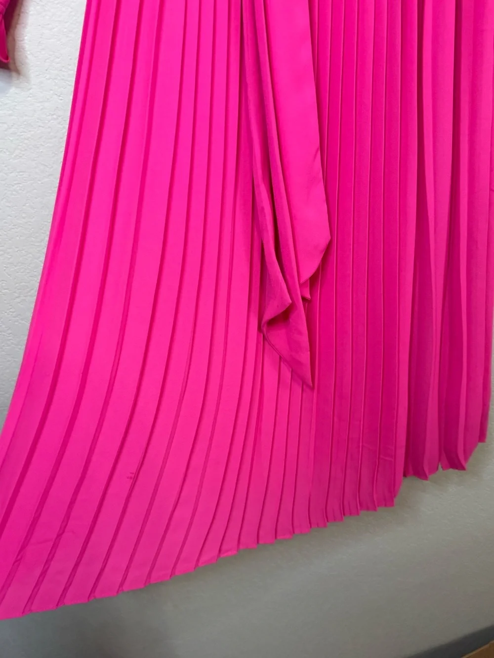 J Crew Tie Front Pleated Dress Pink Long Sleeve Button Front Style AK205 Size 2